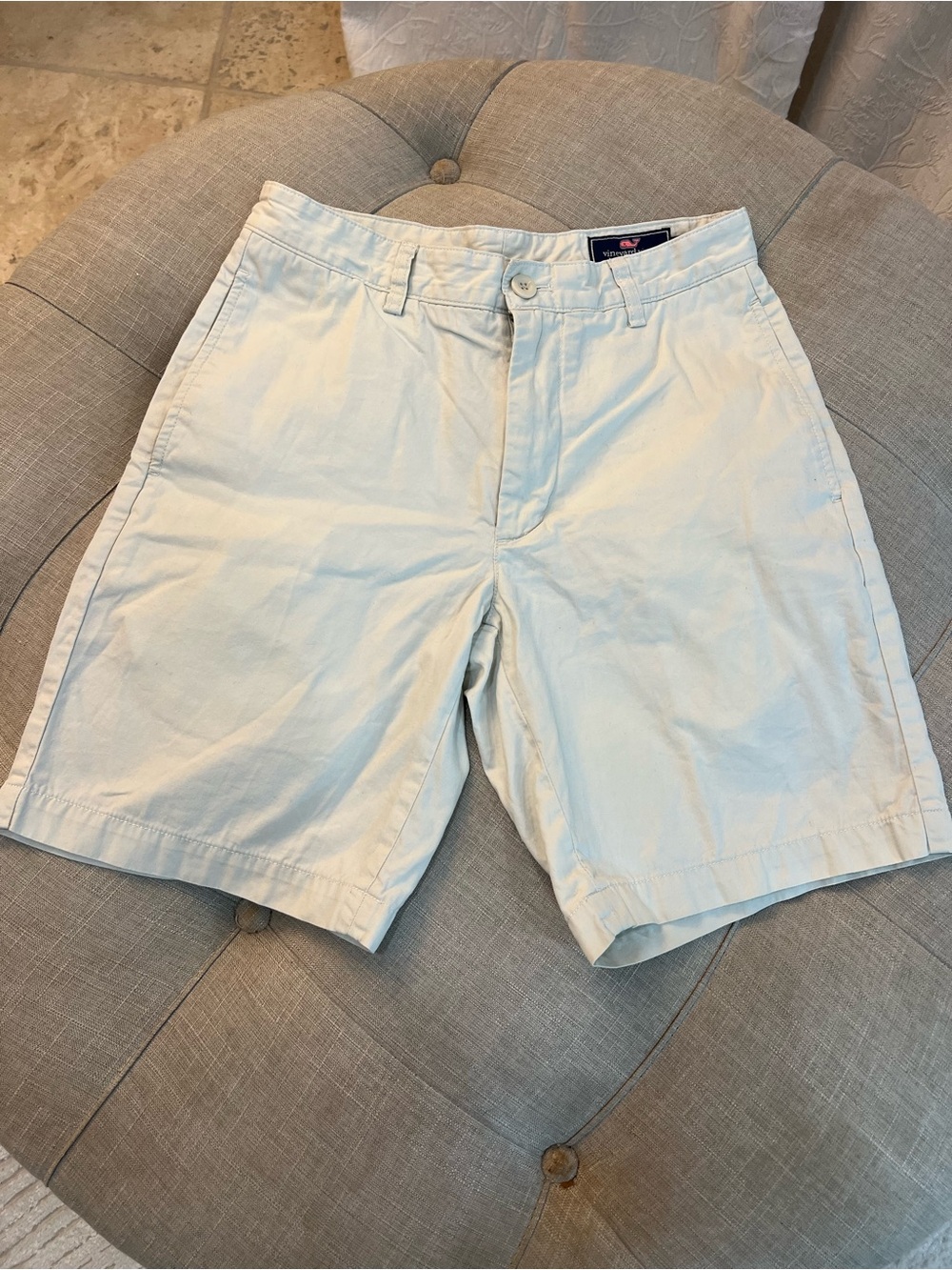 NWOT Vineyard Vines Men's Off White/Cream Flat Front Shorts